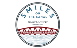 Smiles on the Canal